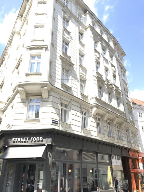City Center Schwedenplatz Vienna Exterior photo